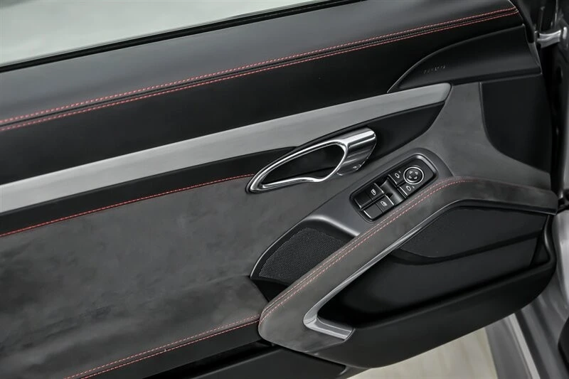 2014 Porsche 991 GT3 - Image 17 of 21