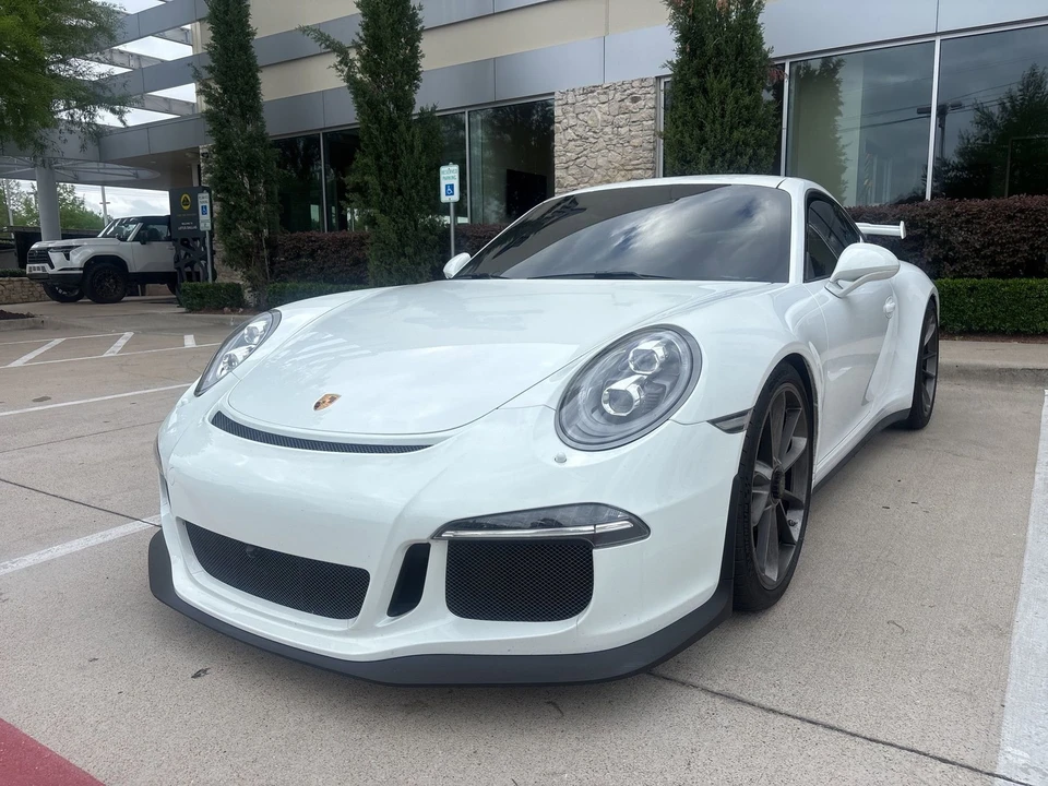 2014 Porsche 991 GT3 - Image 2 of 8