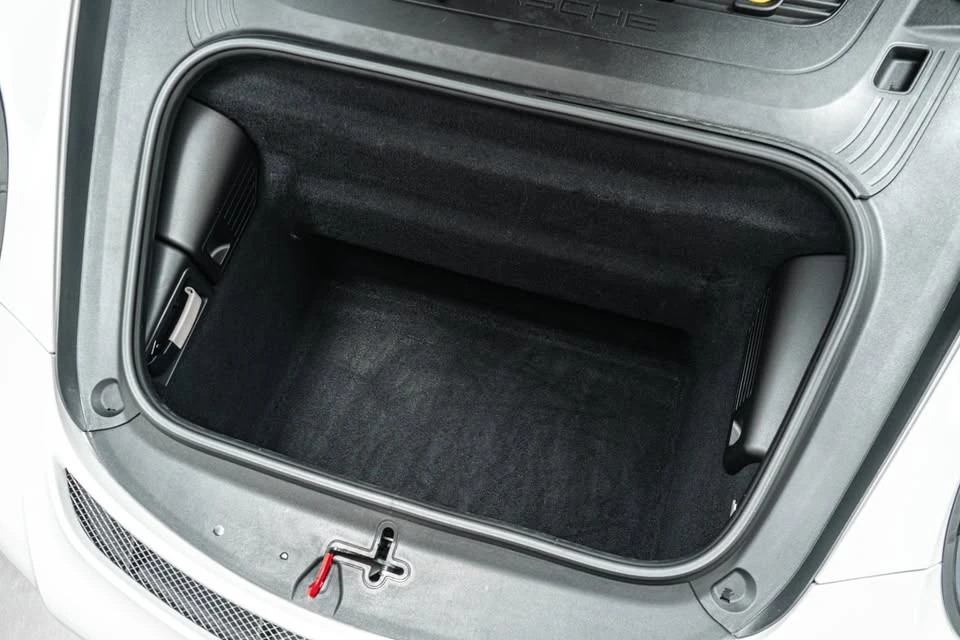 2014 Porsche 991 GT3 - Image 18 of 19