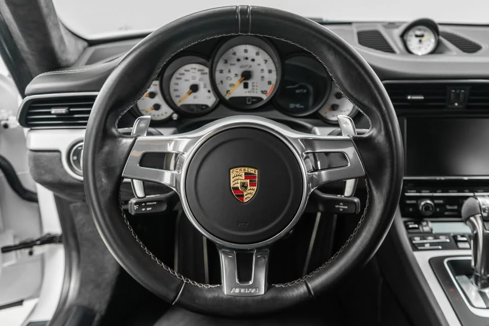 2014 Porsche 991 GT3 - Image 14 of 19