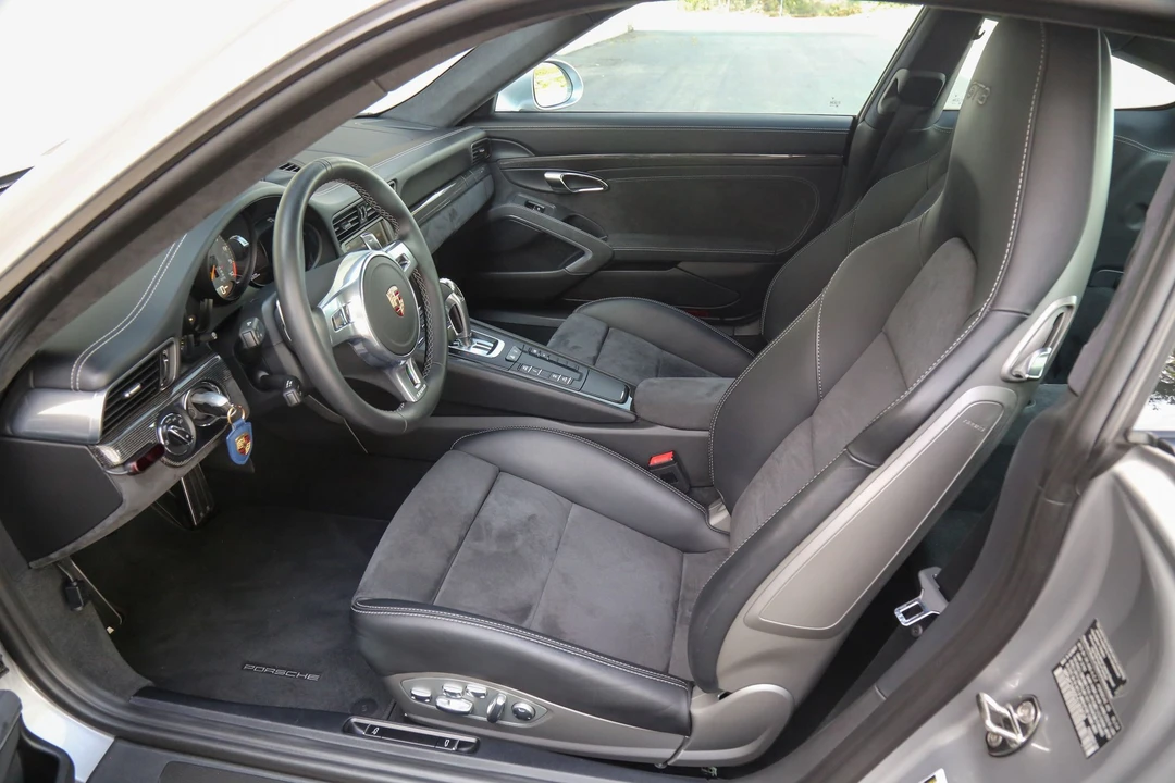 2014 Porsche 991 GT3 - Image 5 of 10