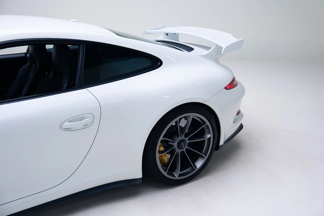 2014 Porsche 991 GT3 - Image 18 of 21