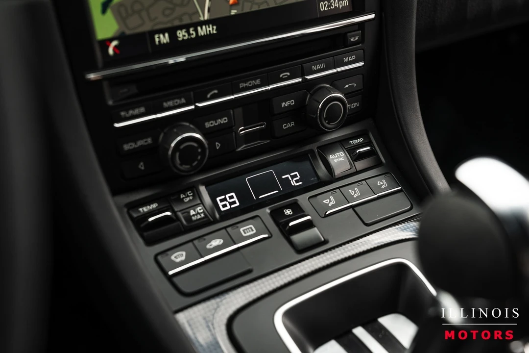 2014 Porsche 991 GT3 - Image 22 of 31