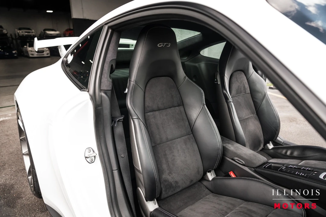 2014 Porsche 991 GT3 - Image 27 of 31
