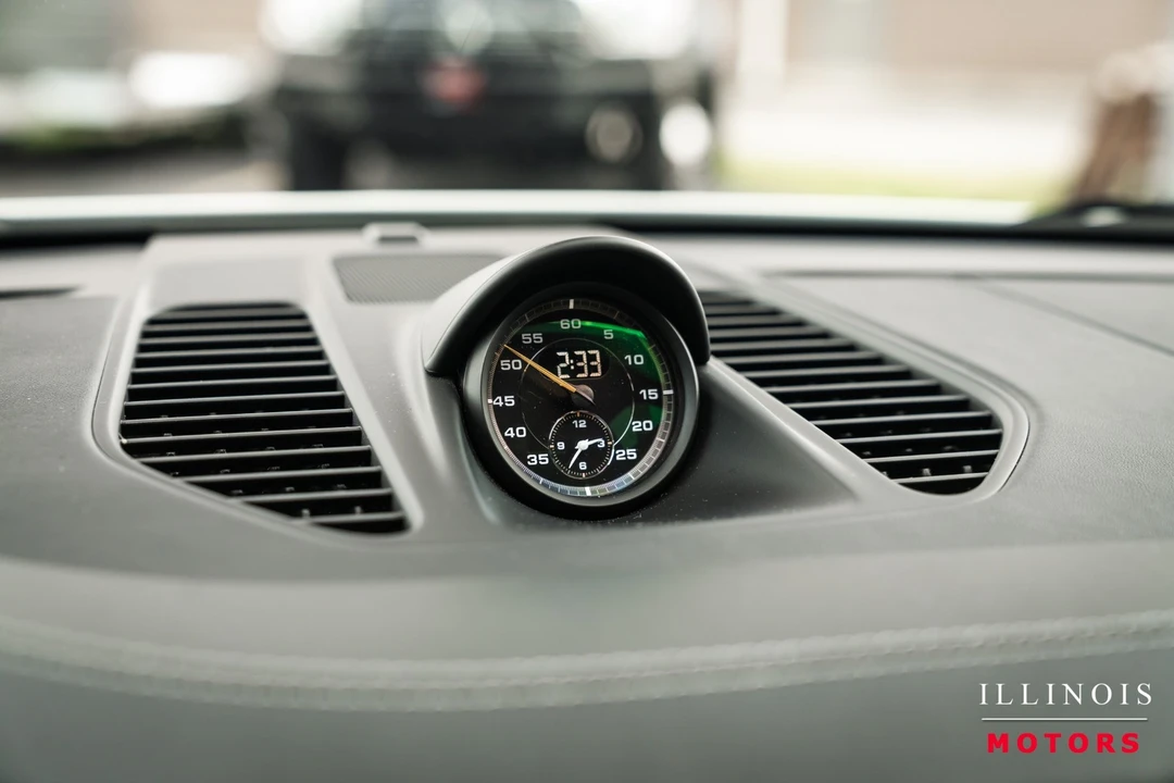 2014 Porsche 991 GT3 - Image 25 of 31