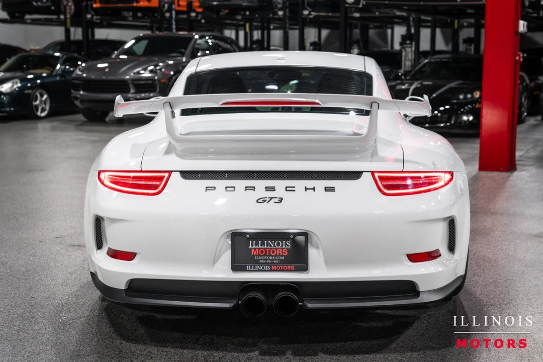 2014 Porsche 991 GT3 - Image 4 of 31