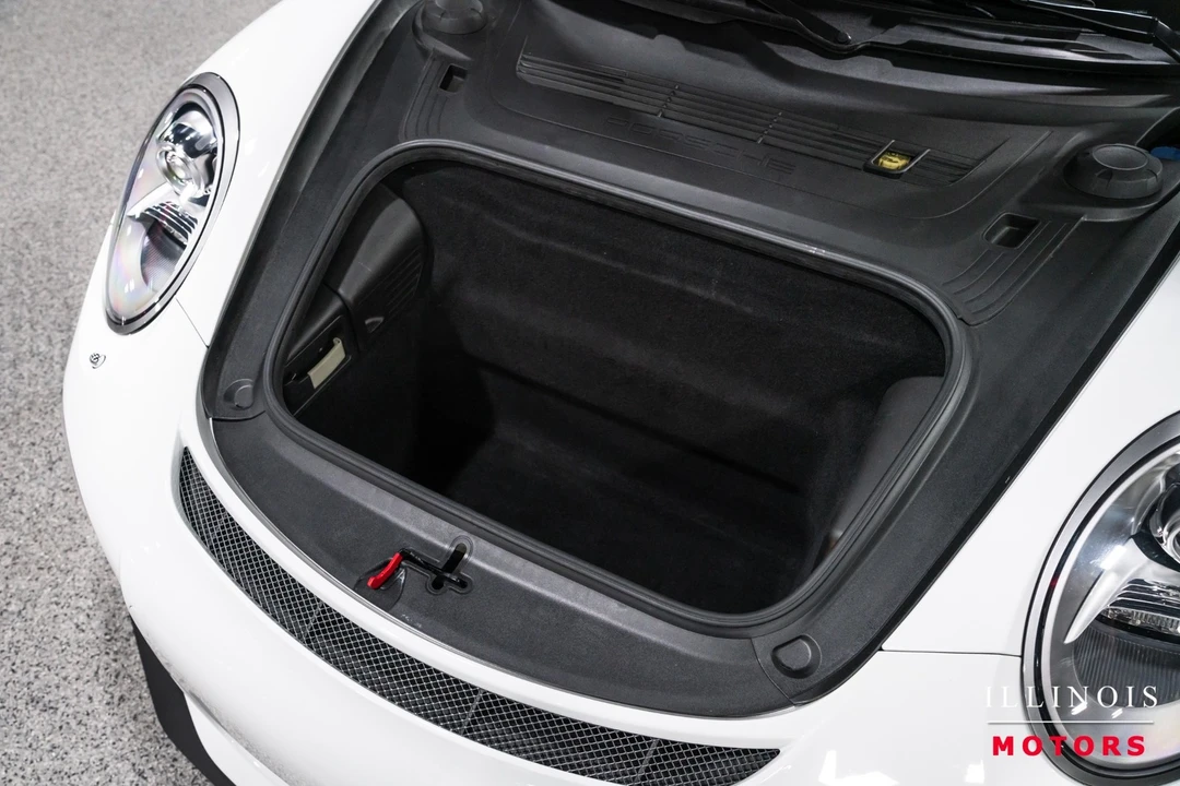 2014 Porsche 991 GT3 - Image 16 of 31