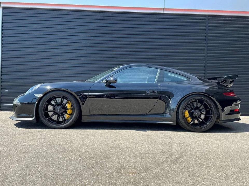 2014 Porsche 991 GT3 - Image 2 of 5
