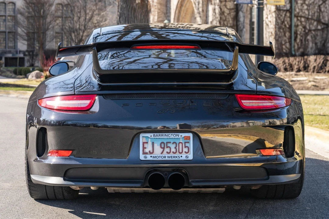 2014 Porsche 991 GT3 - Image 5 of 31