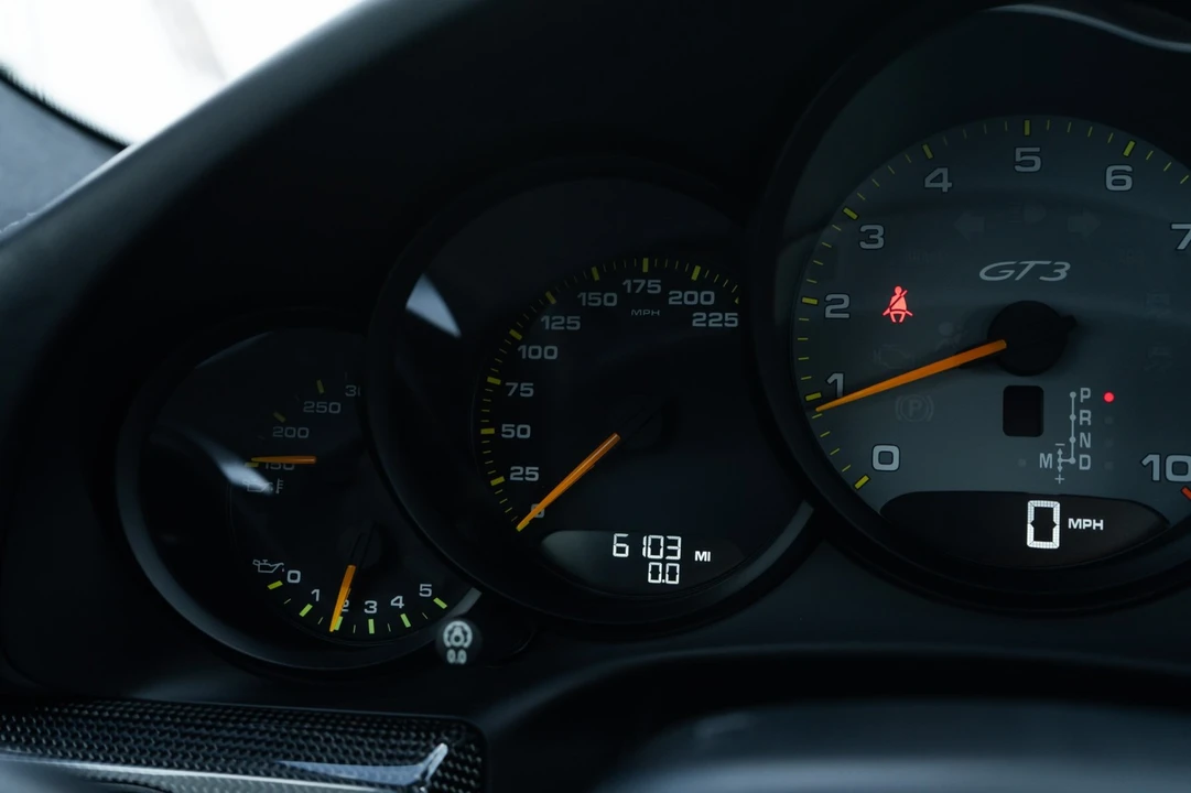 2014 Porsche 991 GT3 - Image 12 of 31