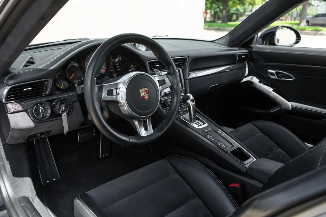 2014 Porsche 991 GT3 - Image 5 of 31