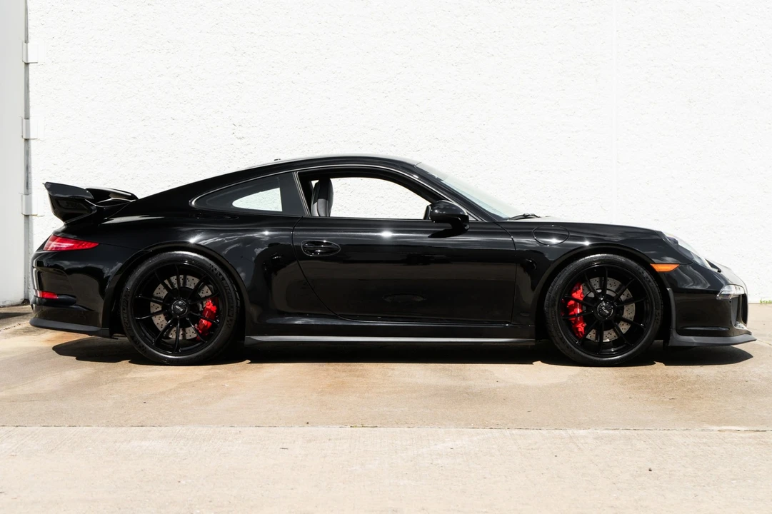 2014 Porsche 991 GT3 - Image 3 of 31