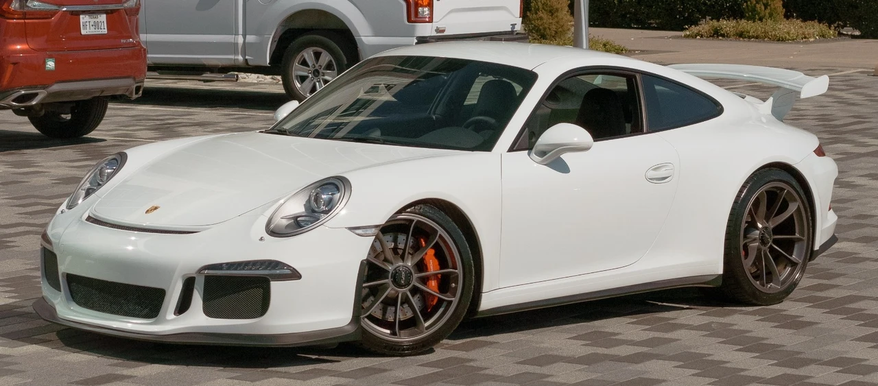 2014 Porsche 991 GT3 - Image 2 of 21