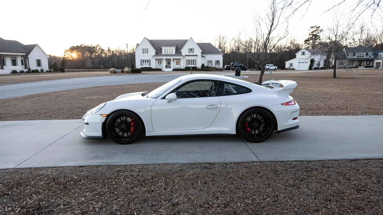 2014 Porsche 991 GT3 - Image 11 of 30