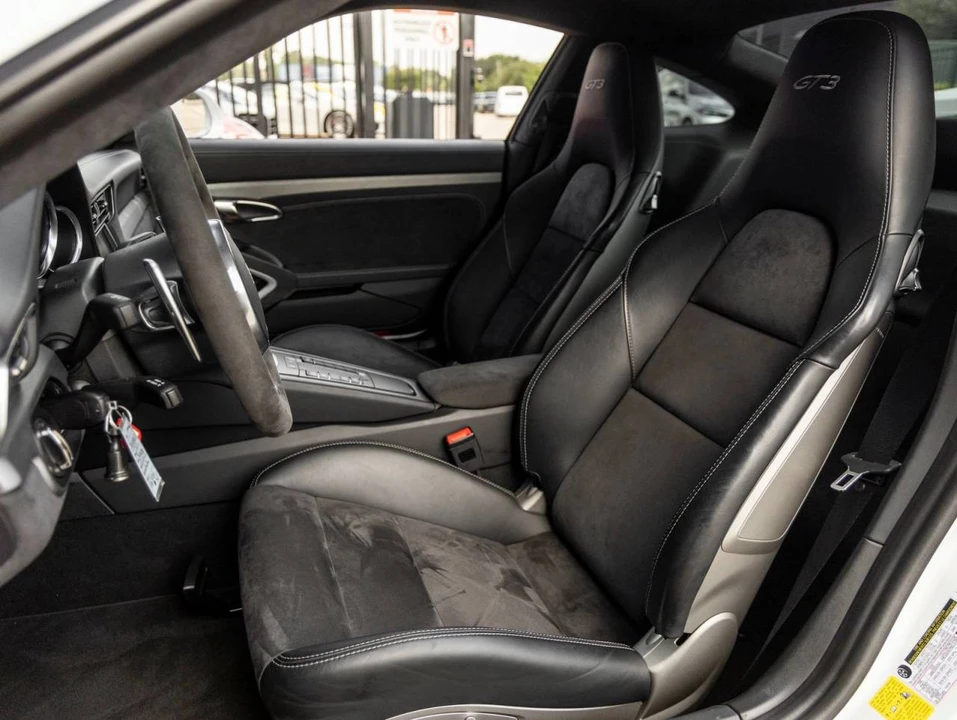 2014 Porsche 991 GT3 - Image 5 of 5