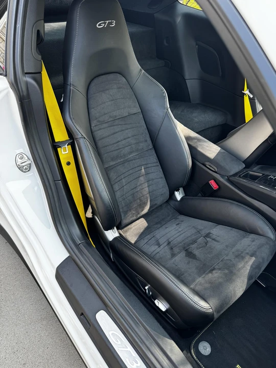 2014 Porsche 991 GT3 - Image 27 of 31