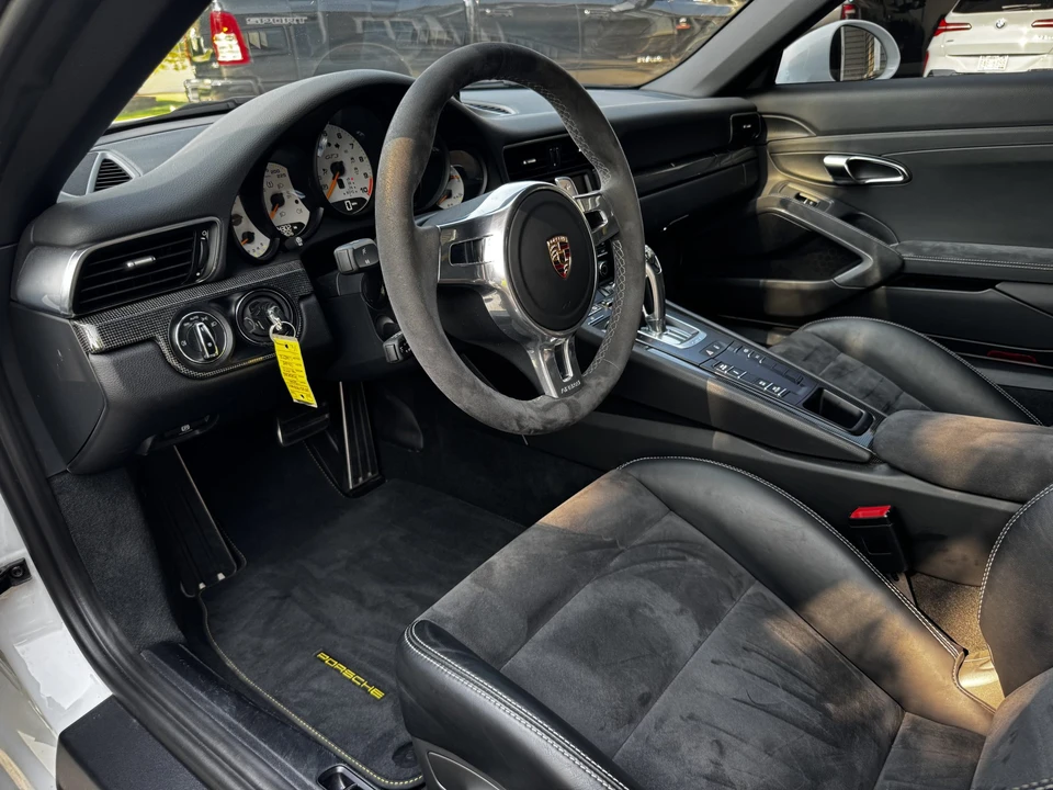 2014 Porsche 991 GT3 - Image 21 of 31