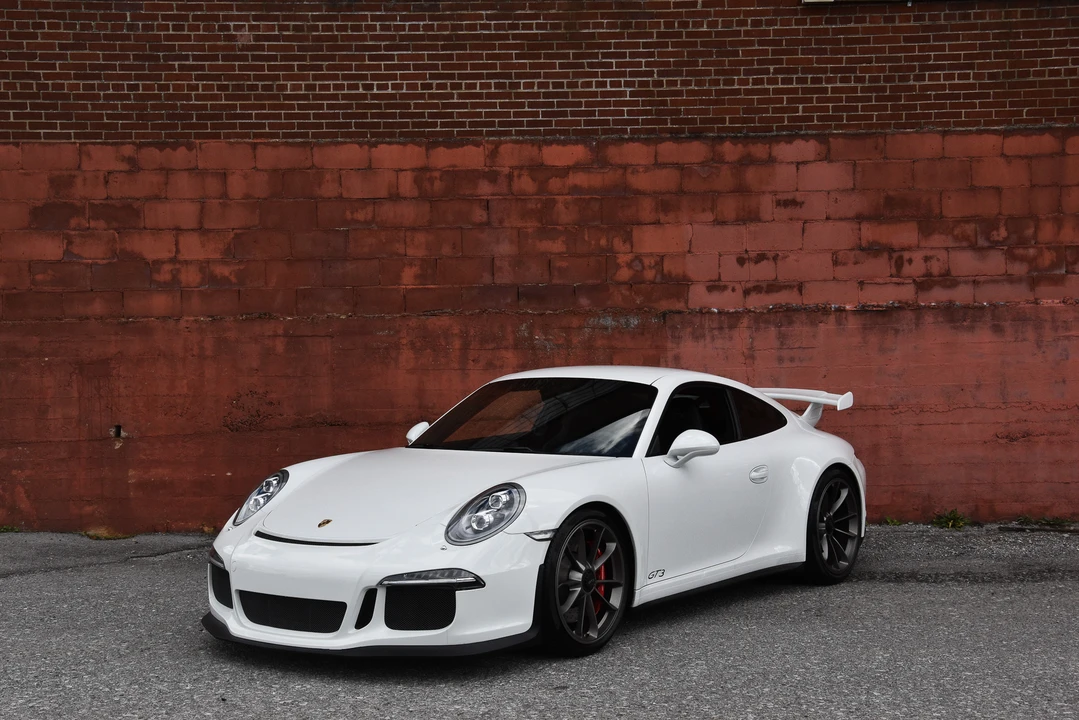 2014 Porsche 991 GT3 - Image 2 of 31