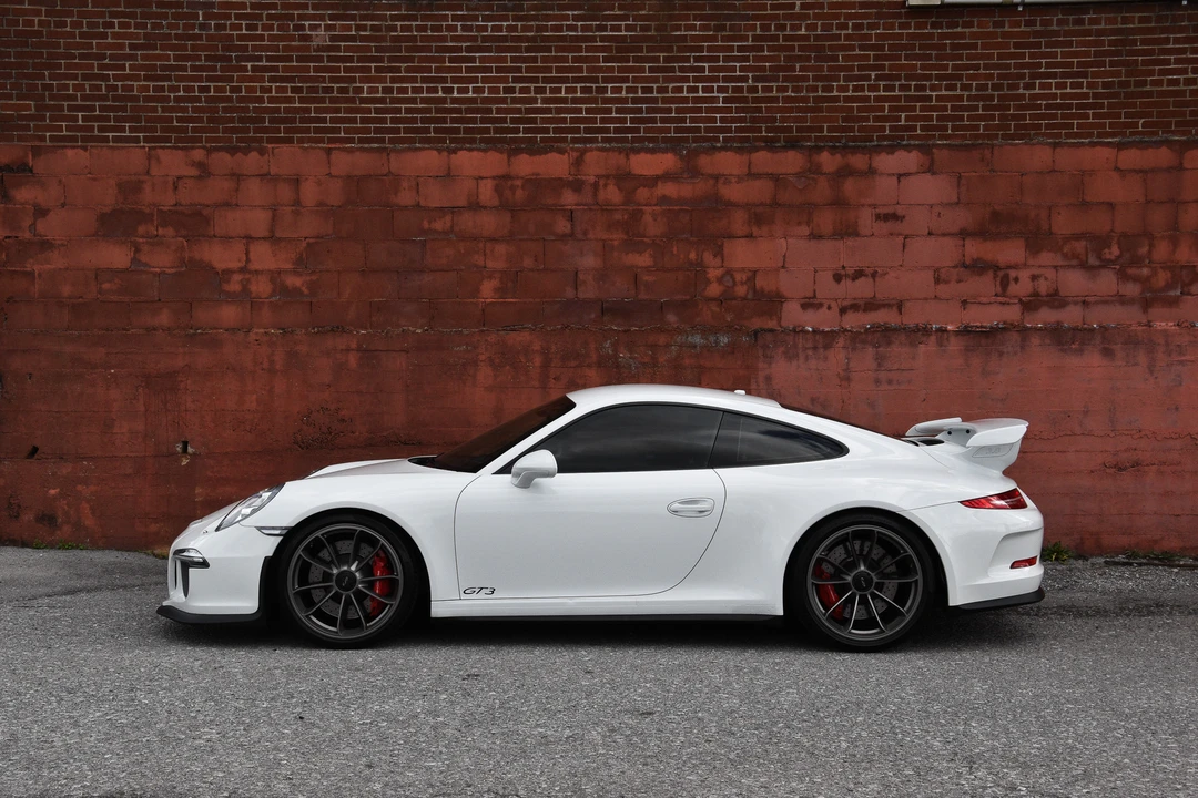 2014 Porsche 991 GT3 - Image 12 of 31
