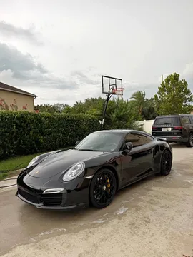 2014 Porsche 911 Turbo S