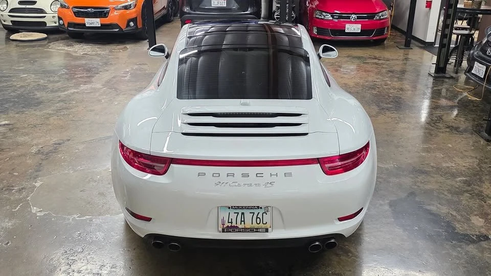 2014 Porsche 911 - Image 9 of 20