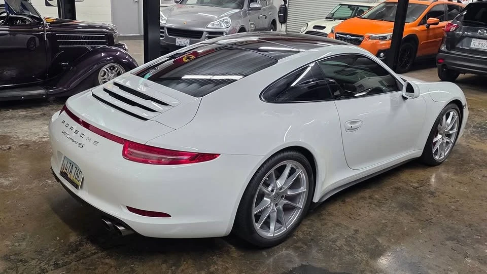 2014 Porsche 991 Carrera - Image 16 of 20