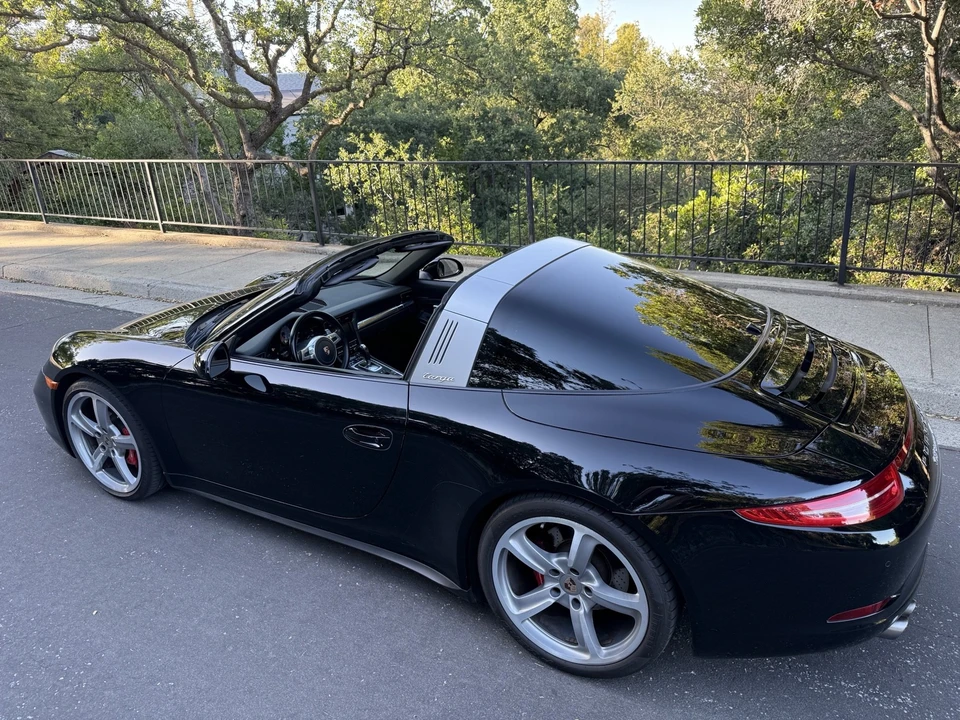 2014 Porsche 991 Targa 4 & 4S - Image 11 of 31