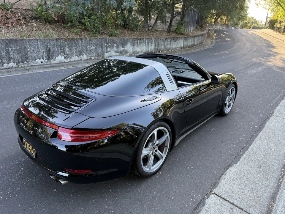 2014 Porsche 991 Targa 4 & 4S - Image 12 of 31