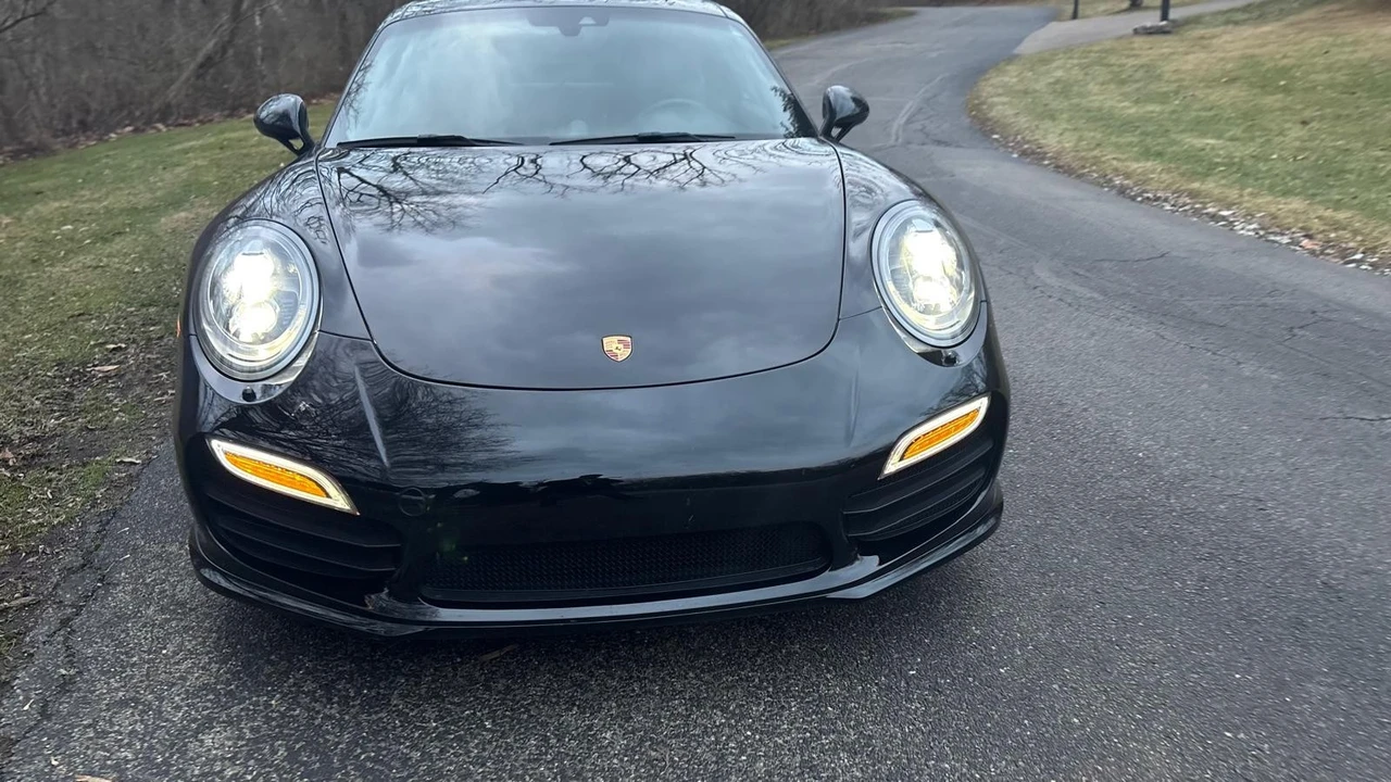 2014 Porsche 991 Turbo - Image 27 of 27