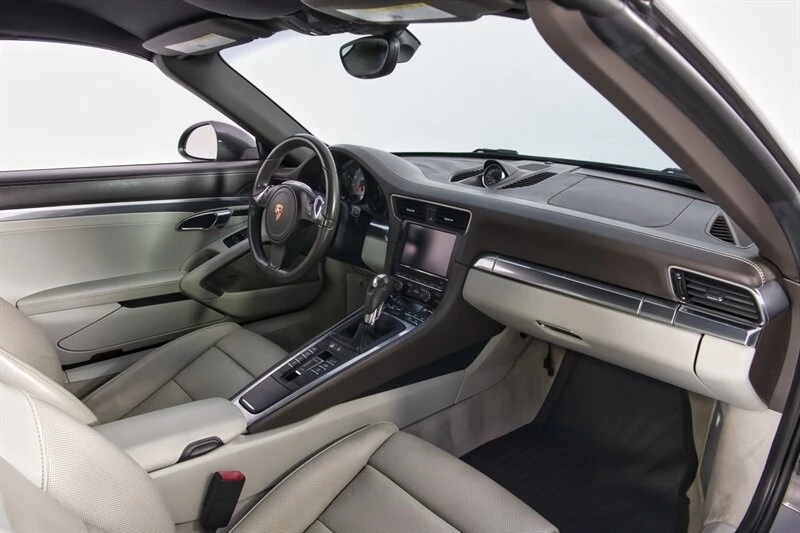 2014 Porsche 991 Targa 4 & 4S - Image 30 of 31