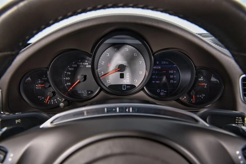 2014 Porsche 991 Targa 4 & 4S - Image 20 of 31
