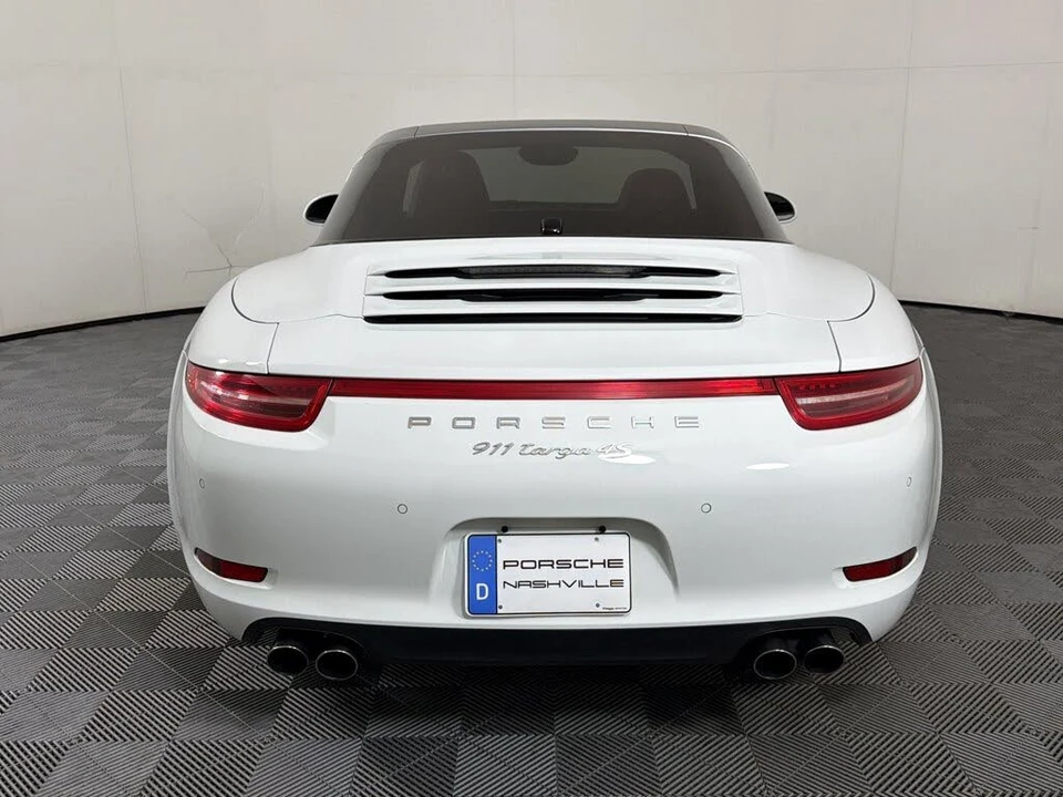 2014 Porsche 991 Targa 4 & 4S - Image 10 of 26
