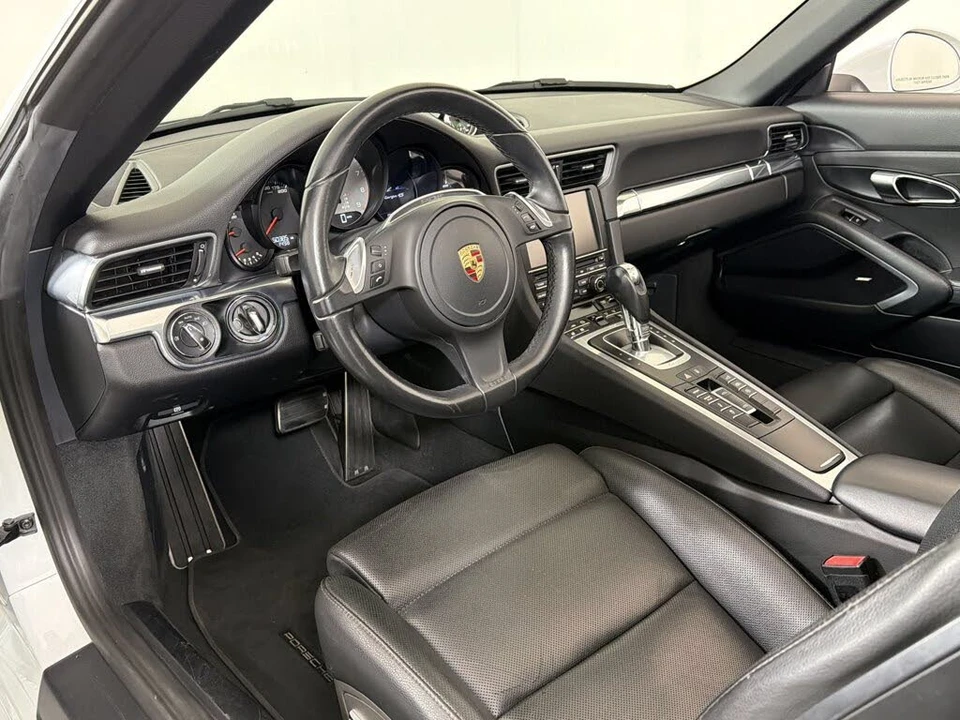 2014 Porsche 991 Targa 4 & 4S - Image 4 of 26