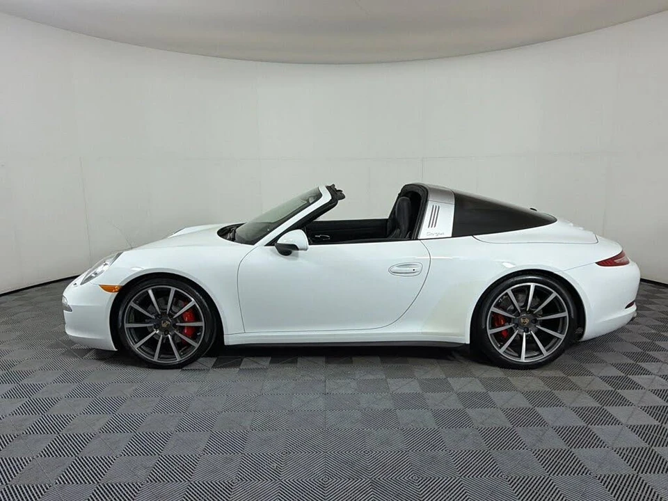 2014 Porsche 991 Targa 4 & 4S - Image 2 of 26