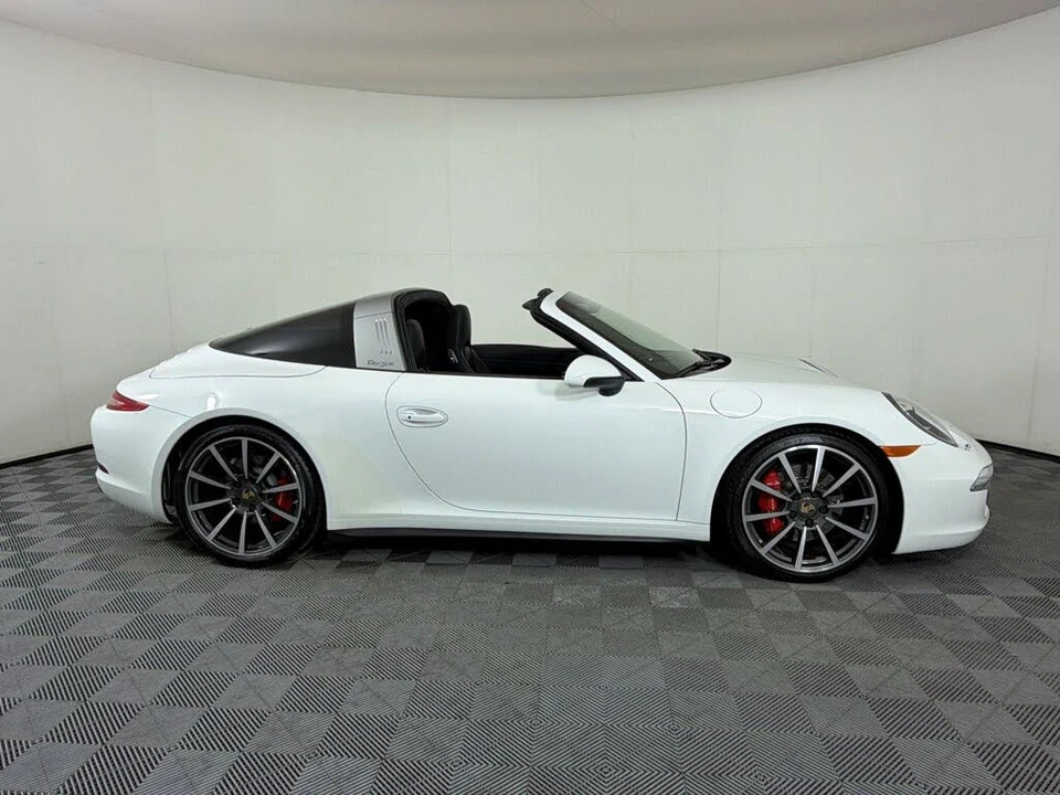 2014 Porsche 991 Targa 4 & 4S - Image 8 of 26