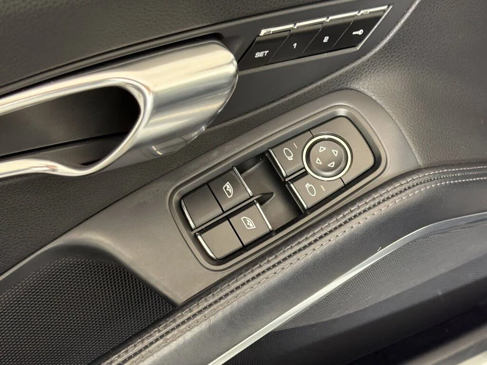 2014 Porsche 991 Targa 4 & 4S - Image 25 of 26
