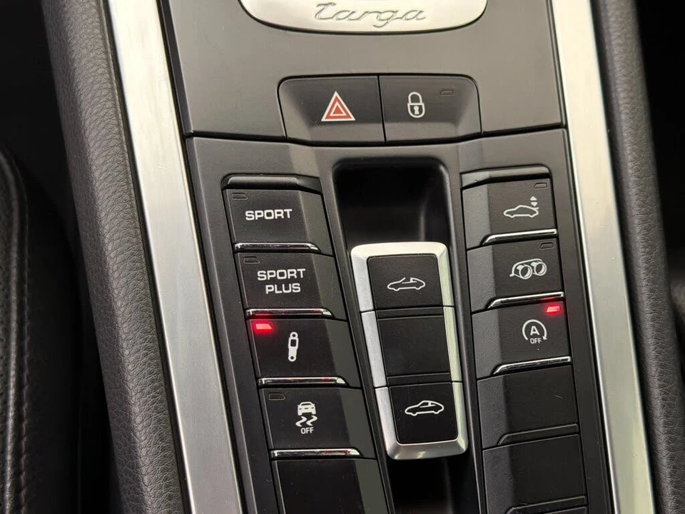 2014 Porsche 991 Targa 4 & 4S - Image 18 of 26
