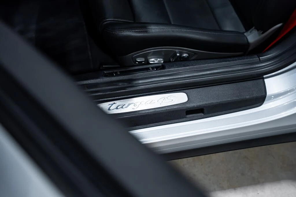 2014 Porsche 991 Targa 4 & 4S - Image 28 of 31