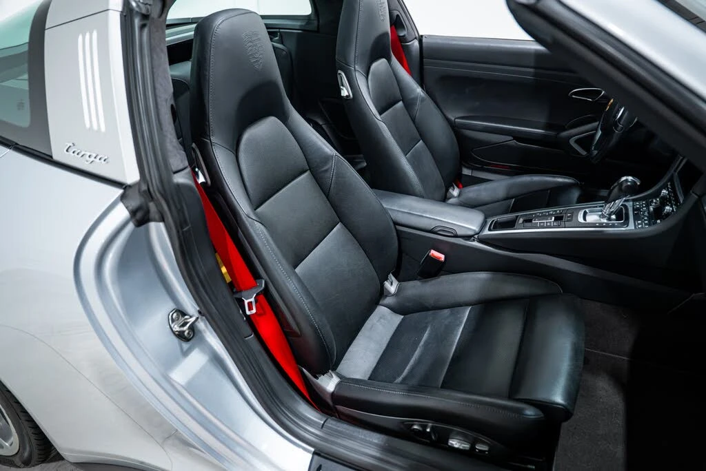 2014 Porsche 991 Targa 4 & 4S - Image 19 of 31