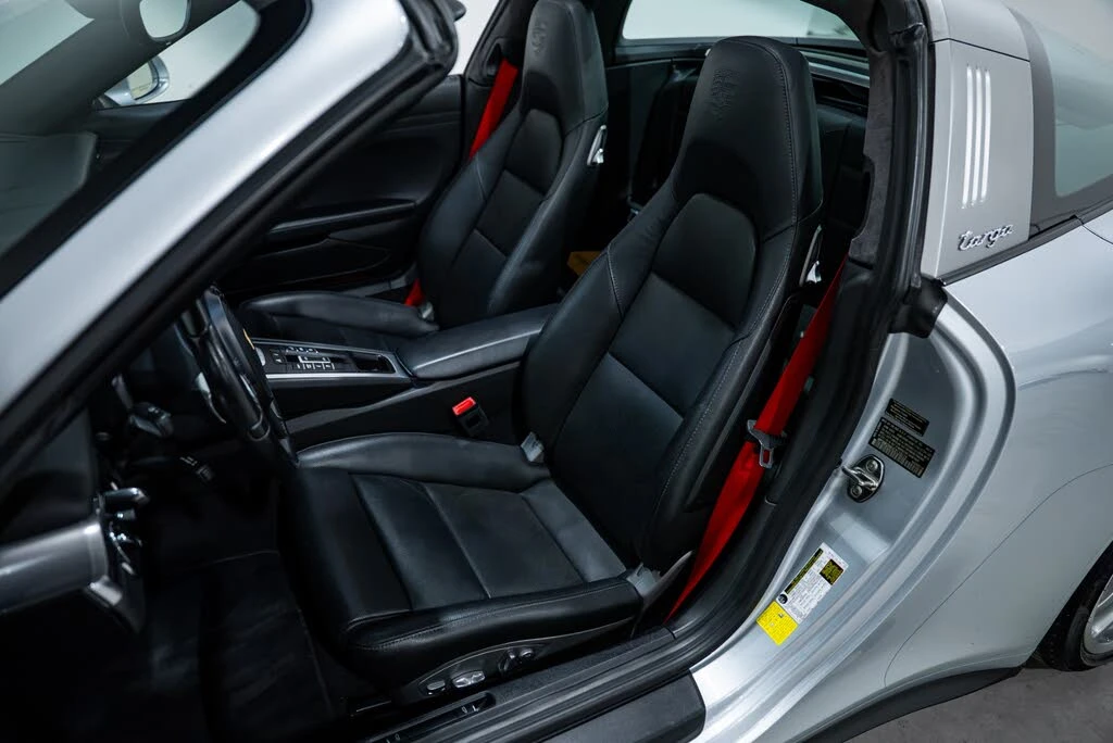 2014 Porsche 991 Targa 4 & 4S - Image 7 of 31