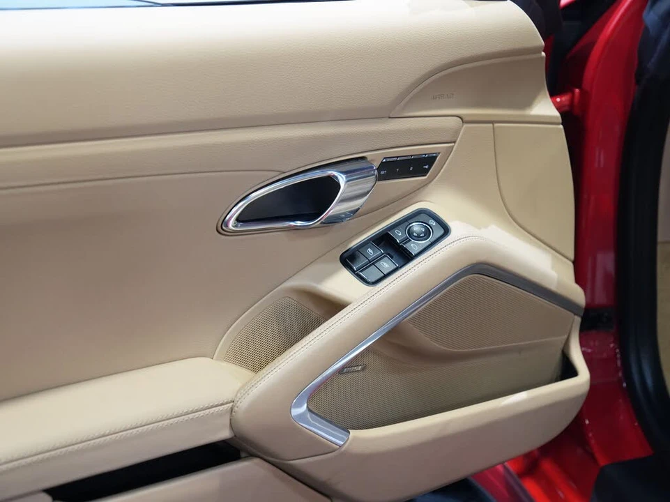 2014 Porsche 991 Targa 4 & 4S - Image 23 of 31