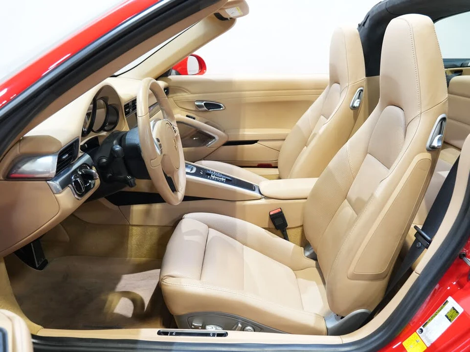 2014 Porsche 991 Targa 4 & 4S - Image 27 of 31