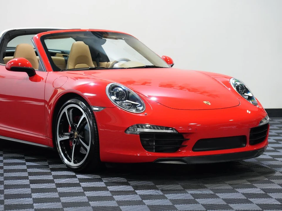 2014 Porsche 991 Targa 4 & 4S - Image 9 of 31
