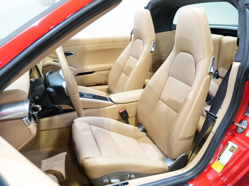 2014 Porsche 991 Targa 4 & 4S - Image 26 of 31