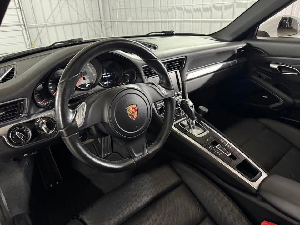 2014 Porsche 991 Targa 4 & 4S - Image 26 of 31