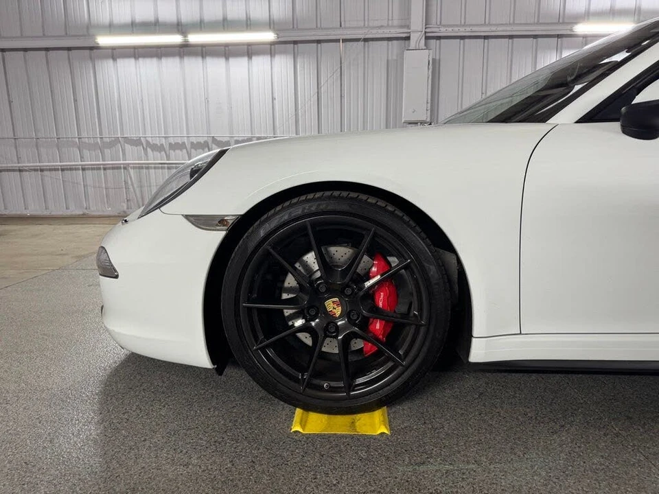 2014 Porsche 991 Targa 4 & 4S - Image 19 of 31