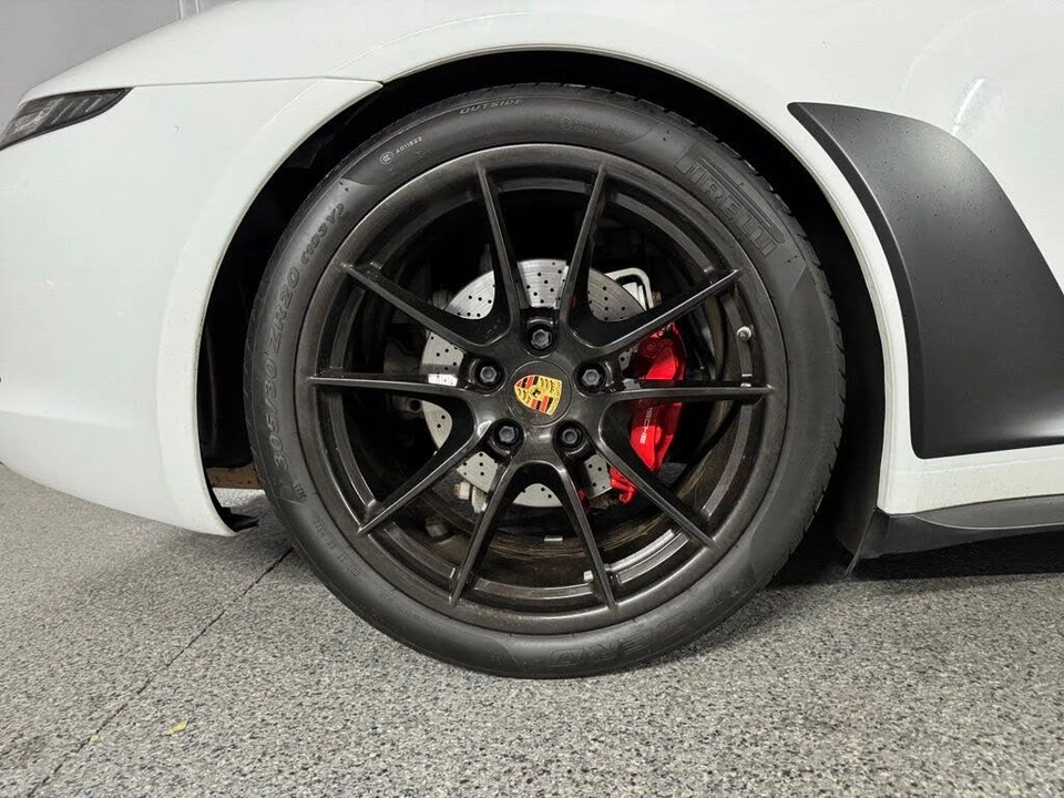 2014 Porsche 991 Targa 4 & 4S - Image 9 of 31