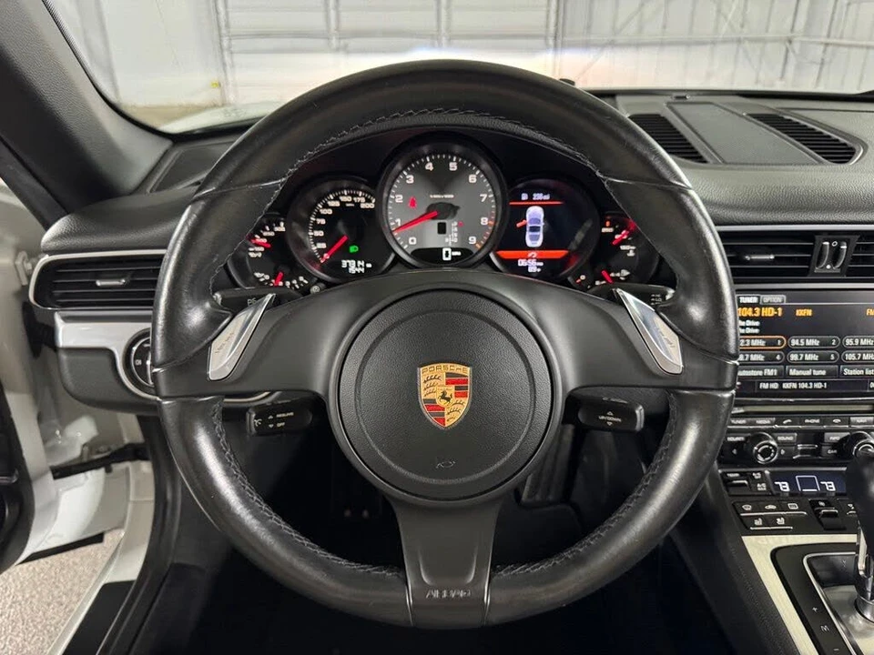 2014 Porsche 991 Targa 4 & 4S - Image 24 of 31