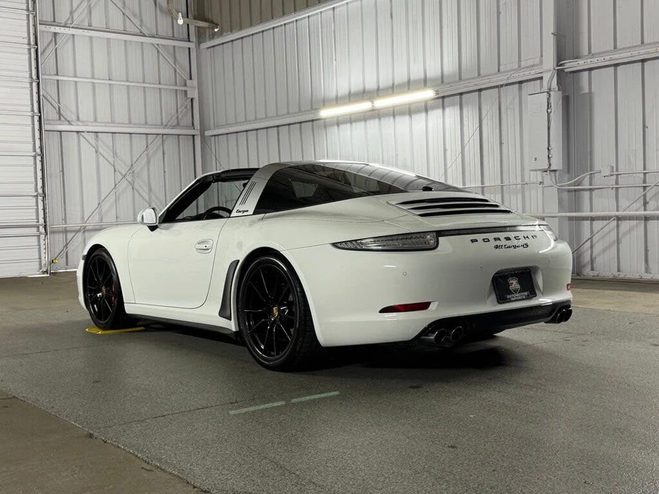 2014 Porsche 991 Targa 4 & 4S - Image 17 of 31