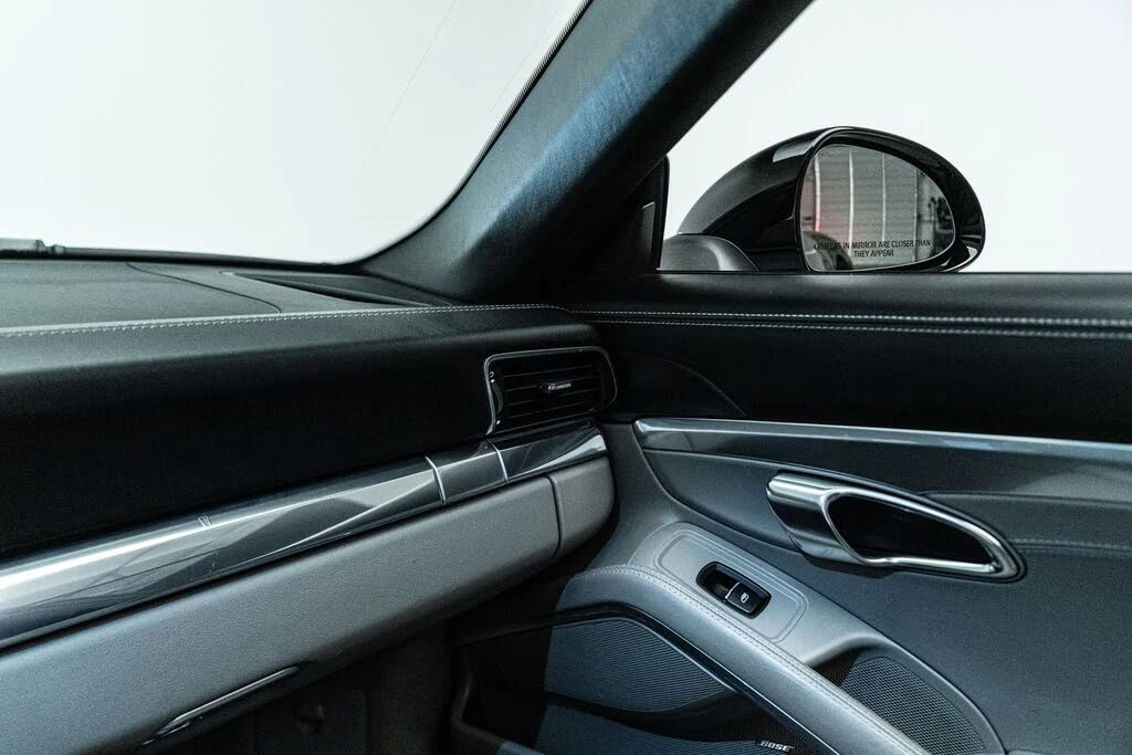2014 Porsche 991 Targa 4 & 4S - Image 29 of 31